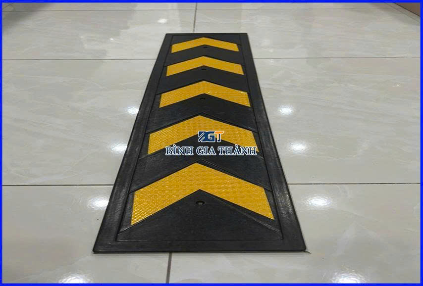 CAO SU ỐP CỘT TRÒN NHÀ XƯỞNG