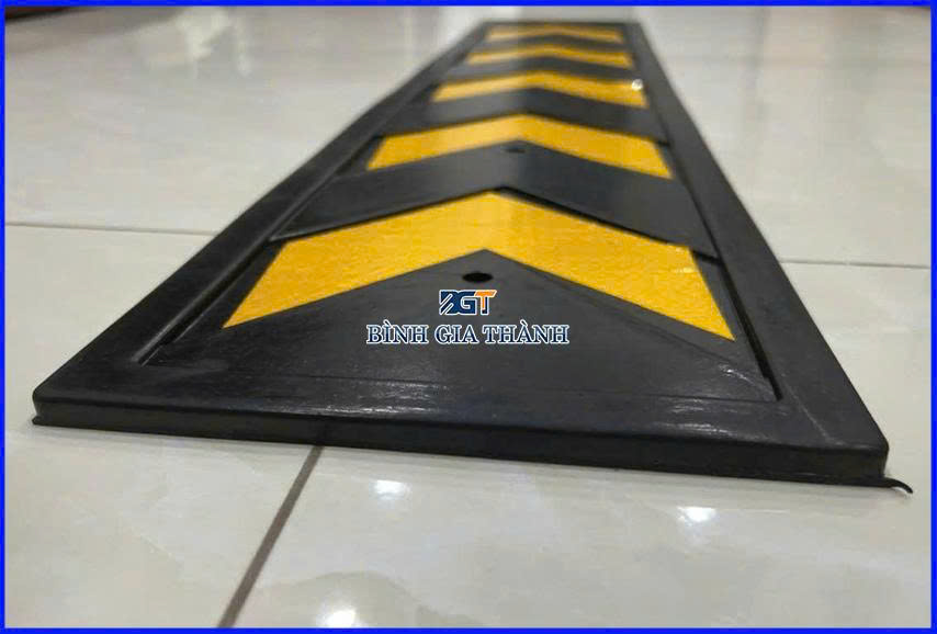 CAO SU ỐP TƯỜNG CAO SU ỐP TƯỜNG