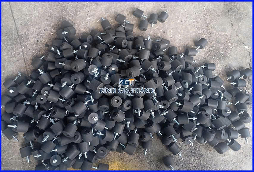 cao-su-chong-rung-giam-chan