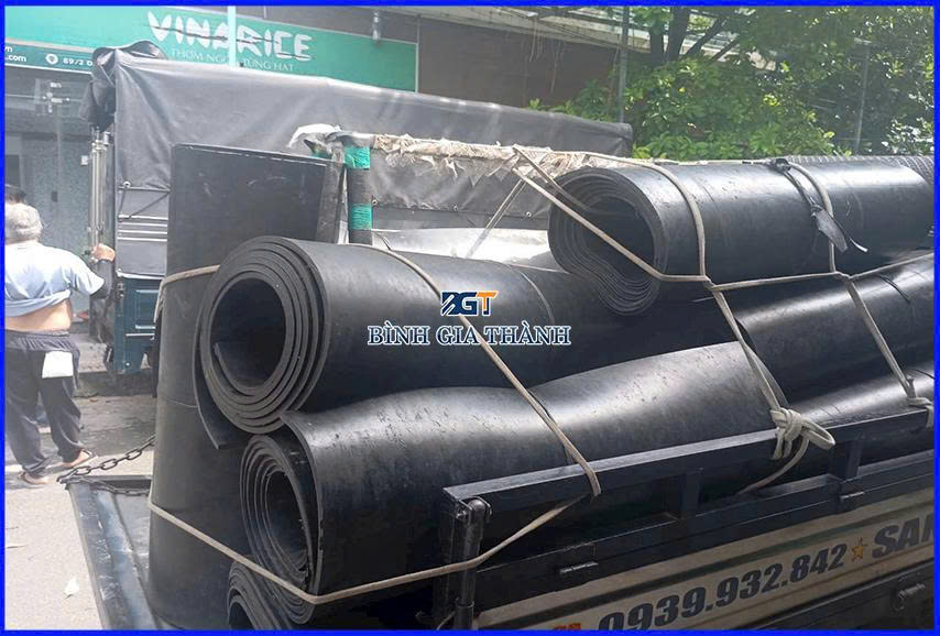 CAO SU TẤM CHỊU DẦU CAO SU TẤM CHỊU DẦU