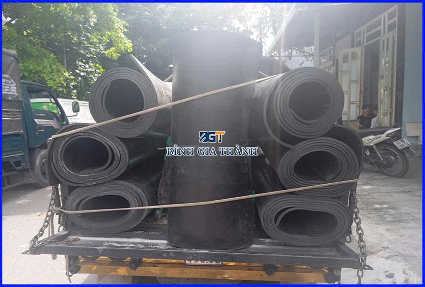 CAO SU TẤM CHỊU DẦU CAO SU TẤM CHỊU DẦU