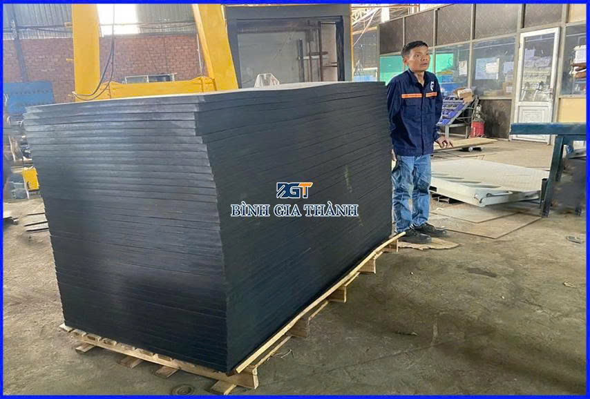 CAO SU TẤM DÀY 50mm x 1m x 2m CAO SU TẤM DÀY 50mm x 1m x 2m