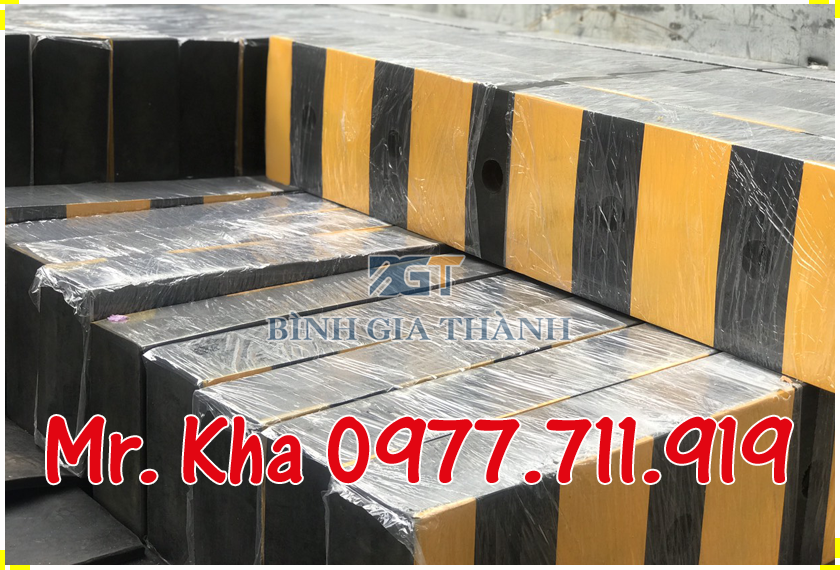 ĐỆM CAO SU CHỐNG VA TƯỜNG KHO XƯỞNG 1000MM Cao su 1m 03