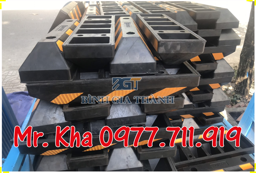 CỤC CHẶN BÁNH XE BGT