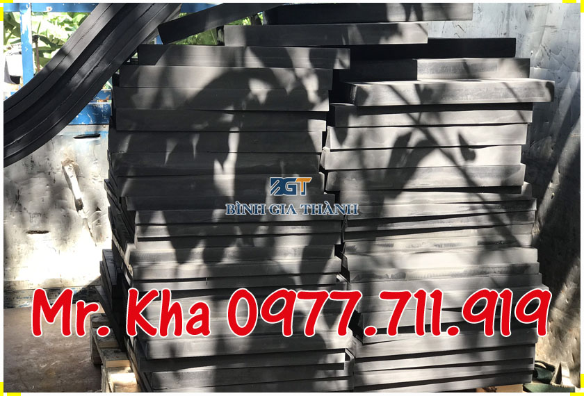 TẤM CAO SU 500x500x50(MM) TẤM CAO SU 500x500x50(MM)