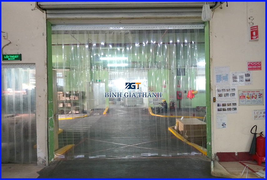 MÀN NHỰA PVC CÁCH NHIỆT - MÀN NHỰA NGĂN LẠNH TRONG SUỐT MÀN NHỰA PVC CÁCH NHIỆT - MÀN NHỰA NGĂN LẠNH TRONG SUỐT