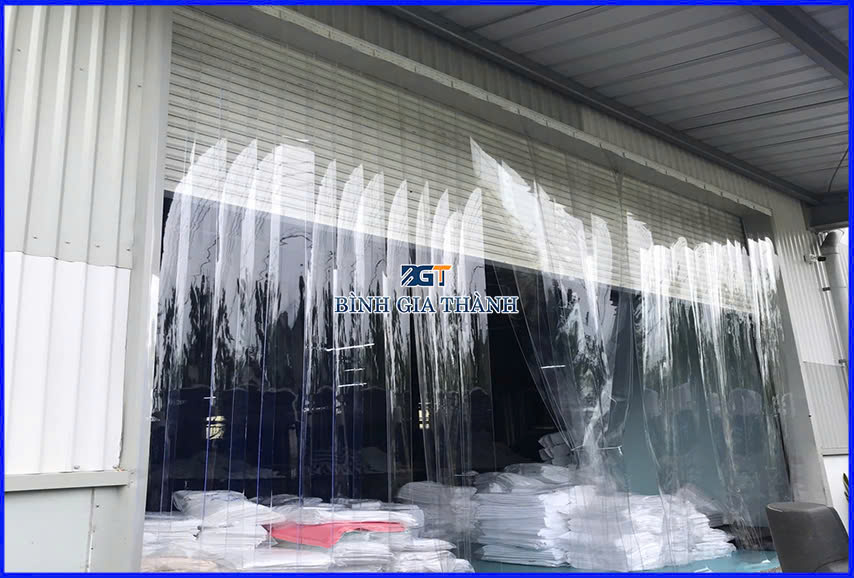MÀN NHỰA RÈM NHỰA PVC - GIẢI PHÁP NGĂN THOÁT NHIỆT HIỆU QUẢ