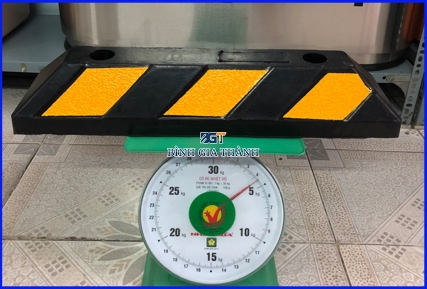 CAO SU CHẶN LÙI XE LOẠI LẮP CỐ ĐỊNH