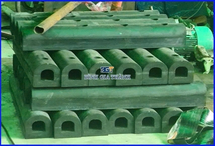 CAO SU GIẢM CHẤN CHỬ D (150mm x 150mm x 1000mm)