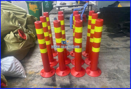 CỌC (TRỤ) PHÂN LÀN GIAO THÔNG CÓ PHẢN QUANG