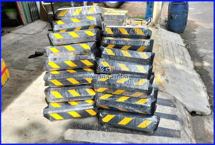 CỤC CHẶN ĐỊNH VỊ BÁNH XE