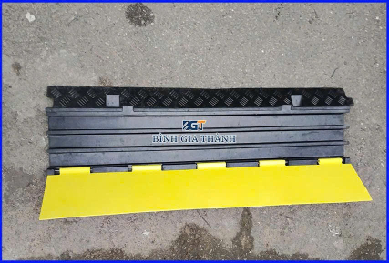 GỜ GIẢM TỐC 3 RÃNH BẢO VỆ DÂY ĐIỆN, ÔNG NƯỚC