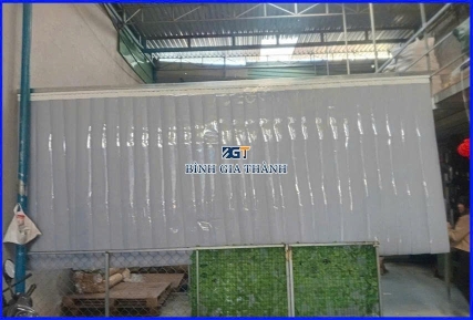 MÀN NHỰA PVC MÀU XÁM