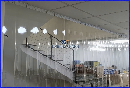 MÀN NHỰA PVC NGĂN CÔN TRÙNG CHO NHÀ XƯỞNG