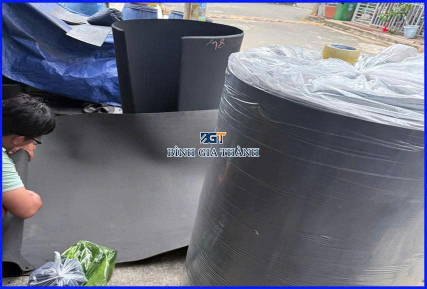 MÚT XỐP EVA DẺO ĐEN CAO CẤP