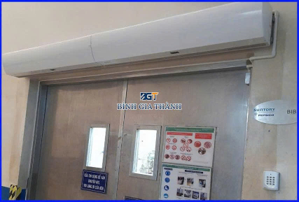 QUẠT CẮT GIÓ, QUẠT CHẮN GIÓ CHO KHO LẠNH, NHÀ HÀNG, NHÀ XƯỞNG