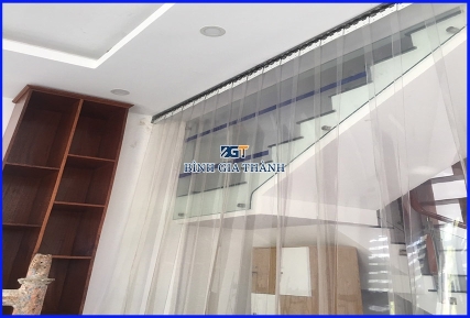 RÈM NHỰA PVC CÔNG DỤNG VÀ ĐẶC ĐIỂM