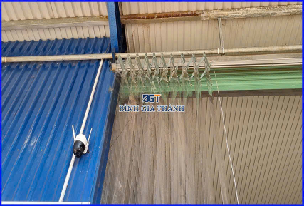 RÈM NHỰA PVC LẮP KIỂU LÙA TREO