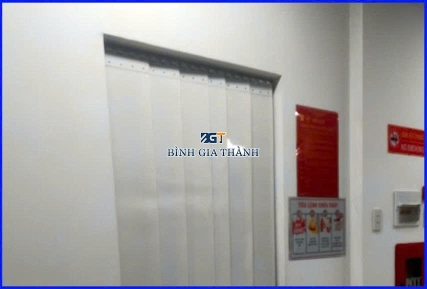 RÈM NHỰA PVC XÁM GHI VÀ TRẮNG SỮA