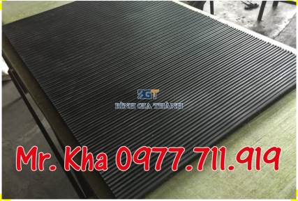 TẤM CAO SU KÊ MÁY