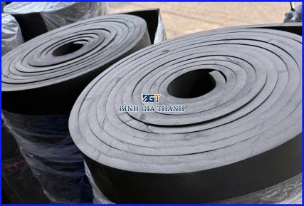 TẤM MÚT XỐP EVA MÀU ĐEN MỀM