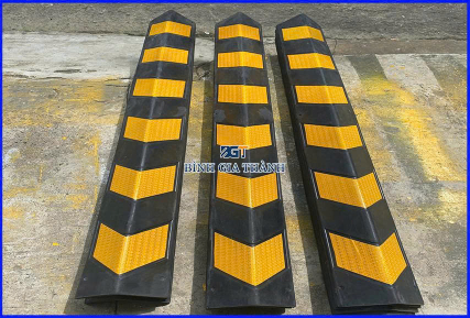TẤM V CAO SU ỐP CỘT