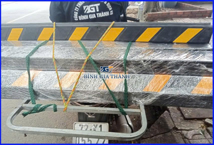 THANH ỐP GÓC TƯỜNG CAO SU VUÔNG