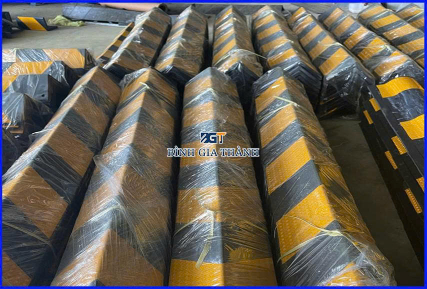 THANH ỐP TƯỜNG VÀ ỐP CỘT CAO SU PHẢN QUANG