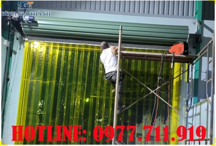 THI CÔNG LẮP ĐẶT MÀN NHỰA PVC - RÈM NHỰA PVC