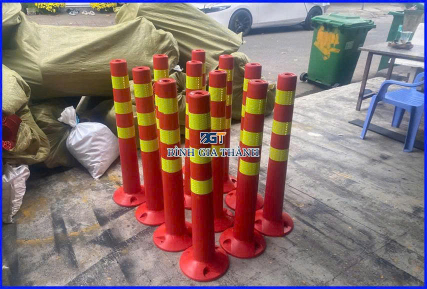 TRỤ CẢNH BÁO AN TOÀN ĐƯỜNG BỘ